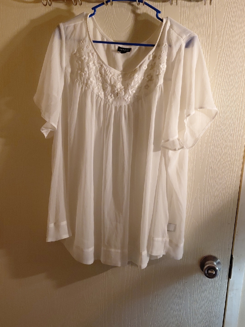torrid White Sheer Floral V‑Neck Blouse